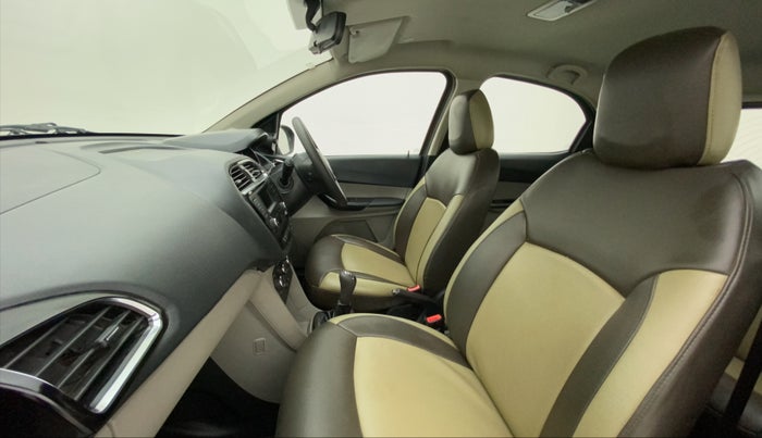 2018 Tata Tiago XZ PETROL, Petrol, Manual, 41,486 km, Right Side Front Door Cabin