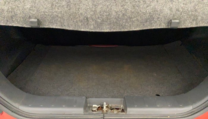 2018 Maruti Alto 800 VXI, Petrol, Manual, 22,914 km, Boot Inside