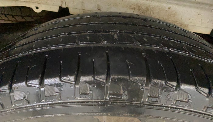 2019 Mahindra Scorpio S3, Diesel, Manual, 96,183 km, Right Rear Tyre Tread