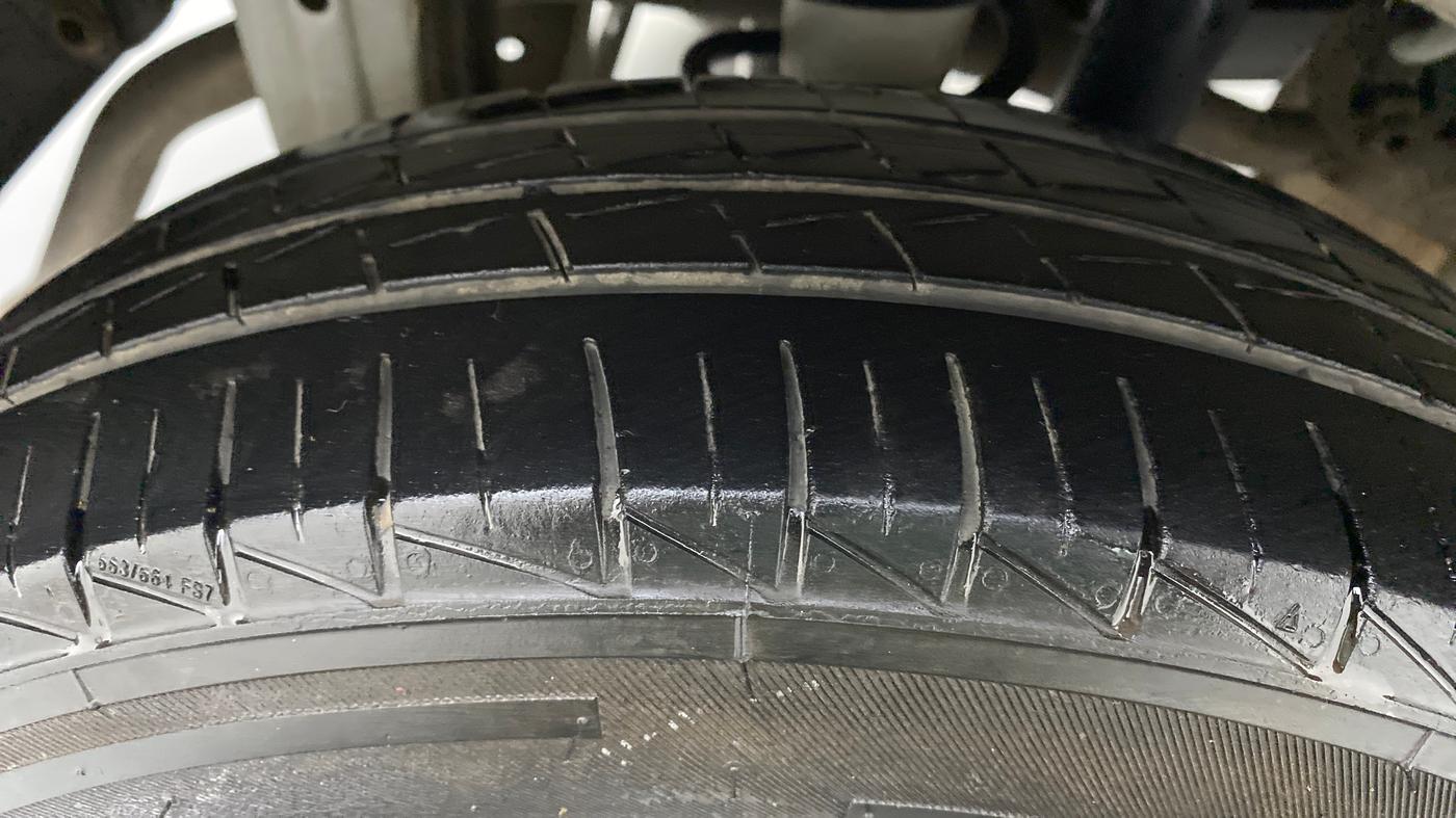 2021 Maruti Alto LXI, Petrol, Manual, 27,490 km, Right Rear Tyre Tread