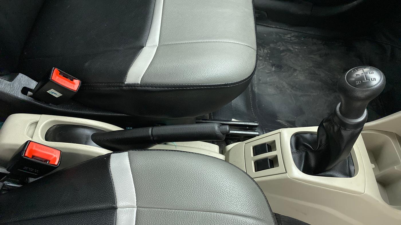 2021 Maruti Alto LXI, Petrol, Manual, 27,490 km, Gear Lever