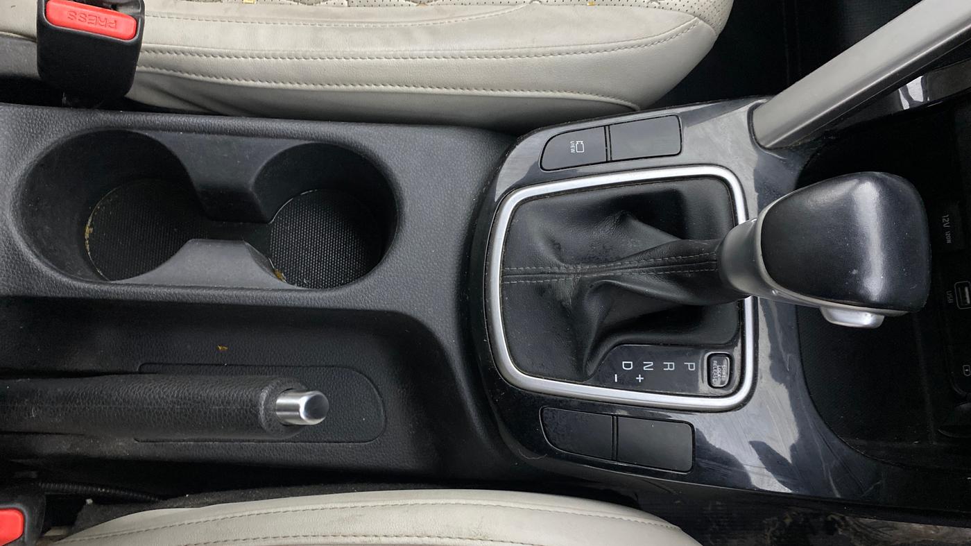 2020 KIA SELTOS HTX IVT 1.5 PETROL, Petrol, Automatic, 91,919 km, Gear Lever