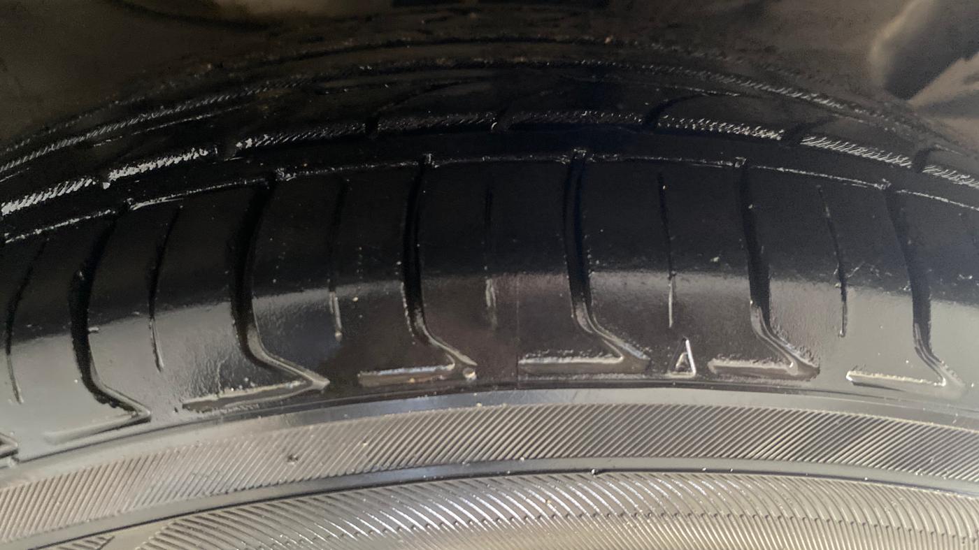 2020 KIA SELTOS HTX IVT 1.5 PETROL, Petrol, Automatic, 91,919 km, Right Front Tyre Tread