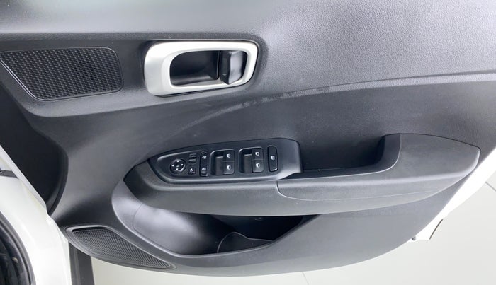 2021 Hyundai VENUE 1.5 SX CRDI MT, Diesel, Manual, 2,539 km, Driver Side Door Panels Control