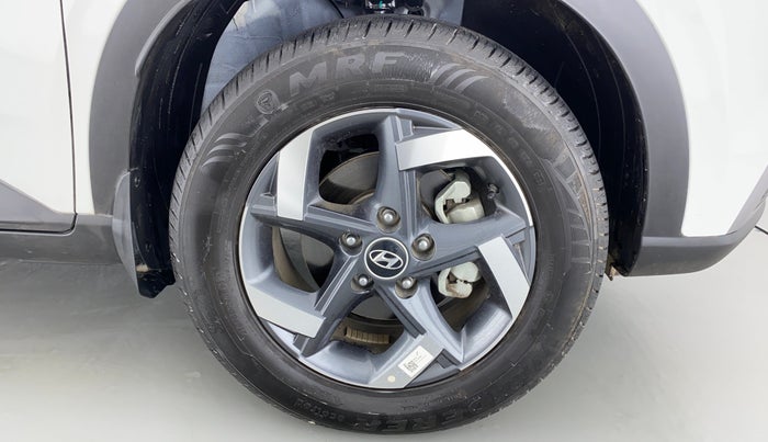 2021 Hyundai VENUE 1.5 SX CRDI MT, Diesel, Manual, 2,539 km, Right Front Wheel