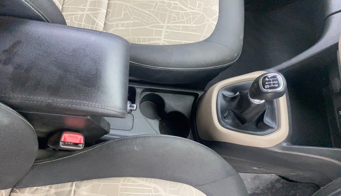 2016 Hyundai Grand i10 ASTA (O) 1.2 KAPPA VTVT, Petrol, Manual, 57,726 km, Gear Lever