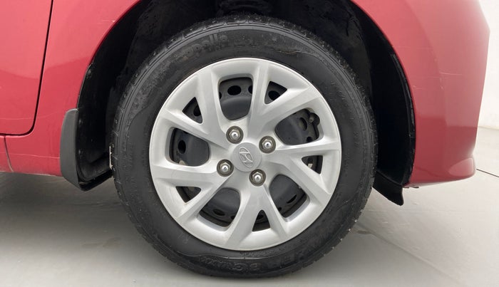 2017 Hyundai Grand i10 SPORTZ 1.2 KAPPA VTVT, Petrol, Manual, 22,025 km, Right Front Wheel