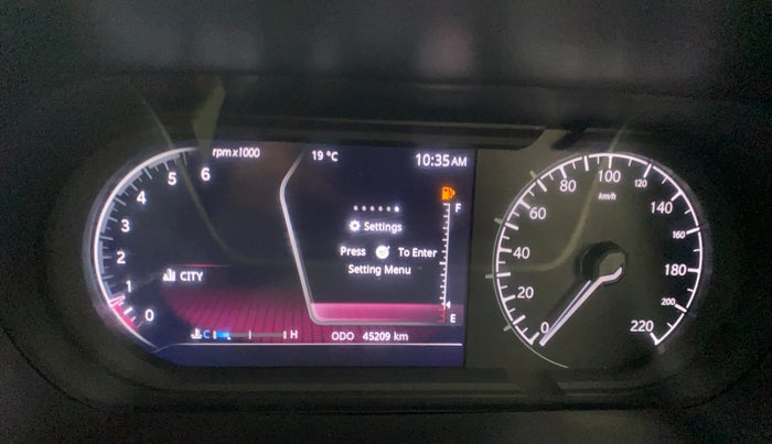 2019 Tata Harrier XZ 2.0L, Diesel, Manual, 45,208 km, Odometer Image