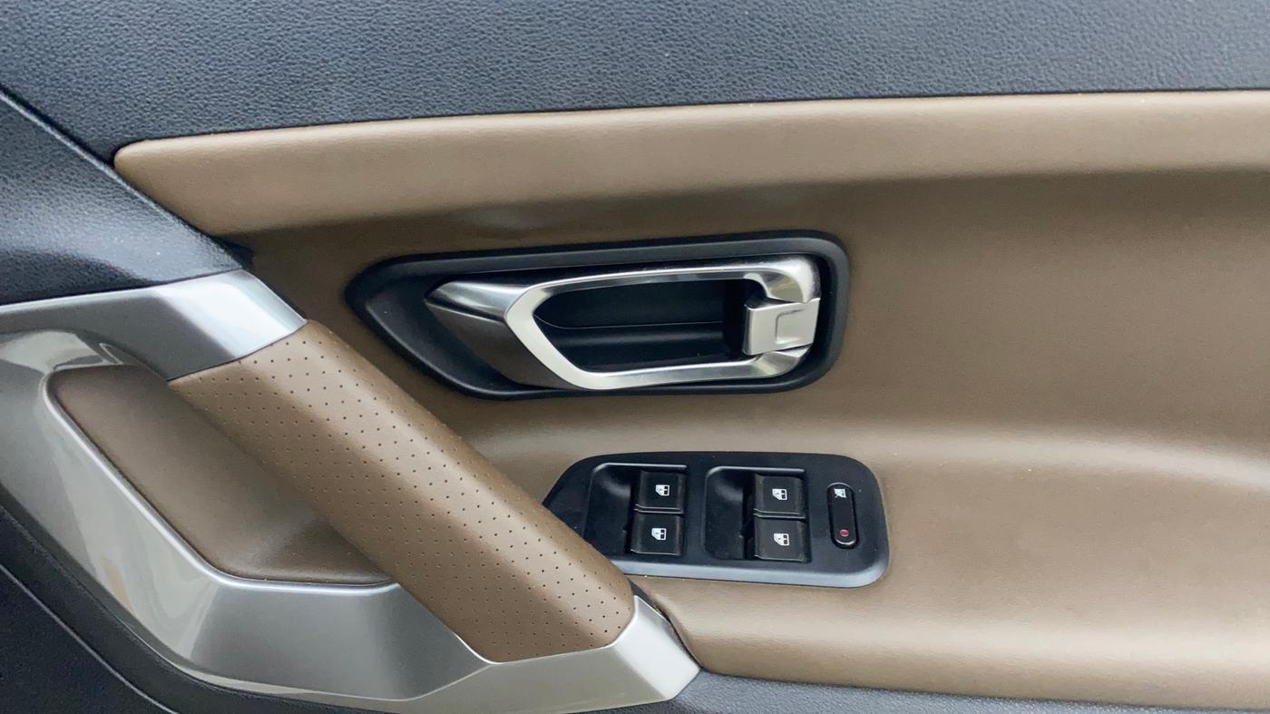 2019 Tata Harrier XZ 2.0L, Diesel, Manual, 45,208 km, Driver Side Door Panels Control