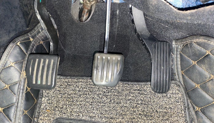 2019 Tata Harrier XZ 2.0L, Diesel, Manual, 45,208 km, Pedals