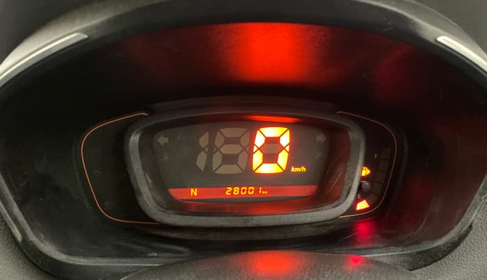 2017 Renault Kwid RXT 1.0 (O), Petrol, Manual, 28,000 km, Odometer Image