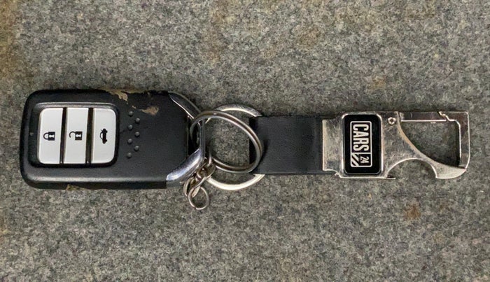 2018 Honda City 1.5L I-DTEC VX, Diesel, Manual, 1,24,892 km, Key Close Up
