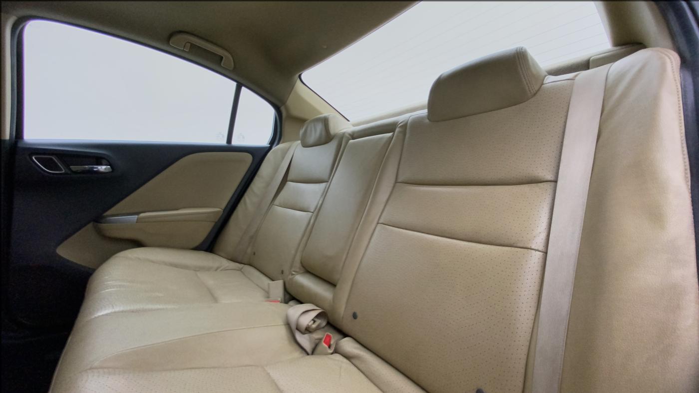 2018 Honda City 1.5L I-DTEC VX, Diesel, Manual, 1,24,892 km, Right Side Rear Door Cabin