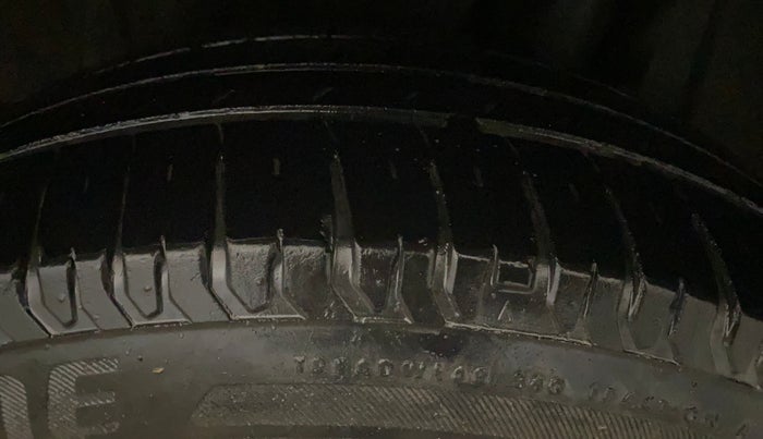 2021 Maruti Ertiga TOUR M CNG, CNG, Manual, 47,907 km, Left Rear Tyre Tread