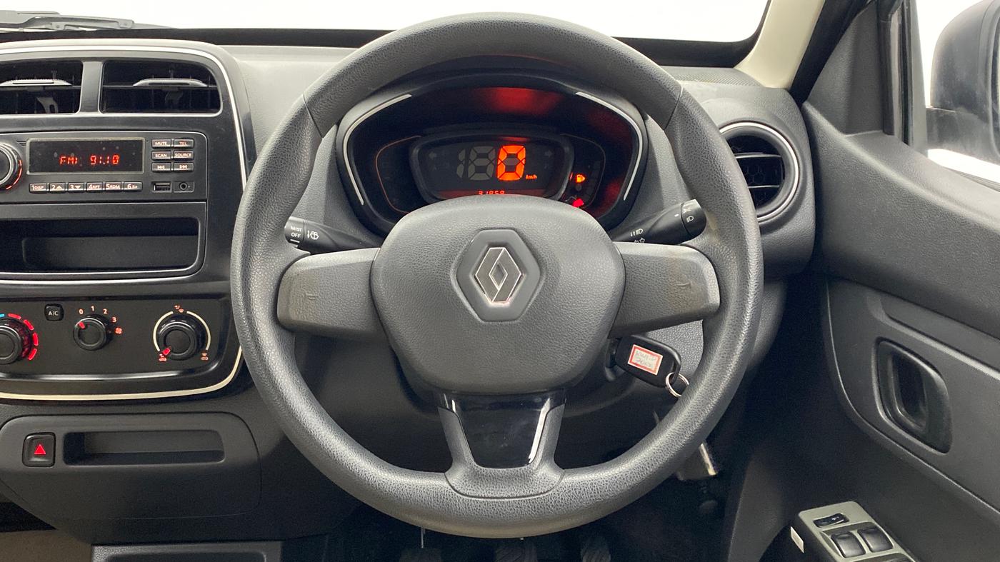 2016 Renault Kwid RXL, Petrol, Manual, 31,978 km, Steering Wheel Close Up