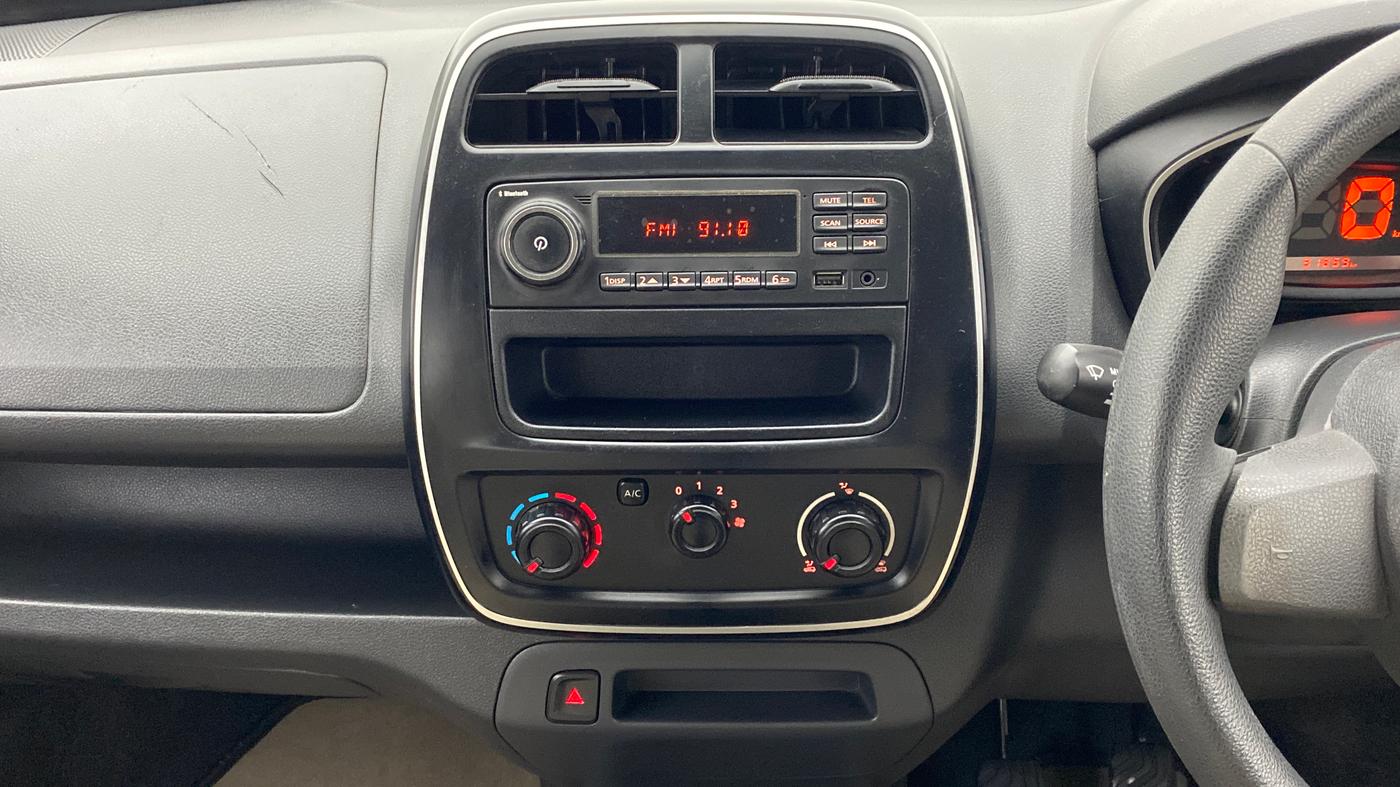2016 Renault Kwid RXL, Petrol, Manual, 31,978 km, Air Conditioner