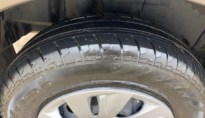 2021 Maruti Dzire VXI, Petrol, Manual, 68,944 km, Right Rear Tyre Tread