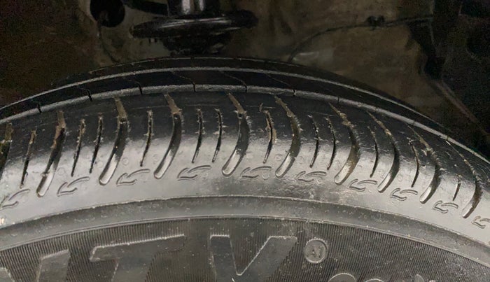 2022 Maruti S PRESSO VXI+, Petrol, Manual, 37,262 km, Right Front Tyre Tread