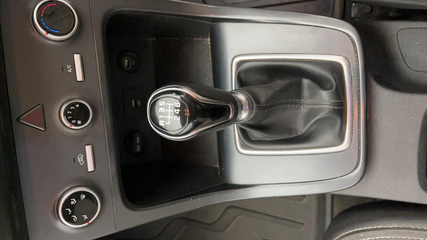 2022 Hyundai Creta EX 1.5 PETROL, CNG, Manual, 91,807 km, Gear Lever