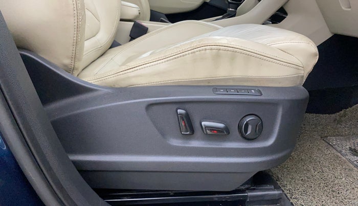 2018 Skoda Kodiaq STYLE 2.0 TDI 4X4 AT, Diesel, Automatic, 1,04,712 km, Driver Side Adjustment Panel