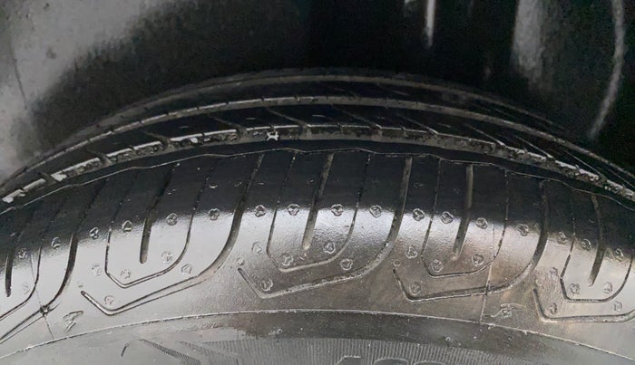 2012 Volkswagen Polo COMFORTLINE 1.2L PETROL, Petrol, Manual, 42,113 km, Left Rear Tyre Tread