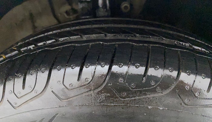 2012 Volkswagen Polo COMFORTLINE 1.2L PETROL, Petrol, Manual, 42,113 km, Right Front Tyre Tread