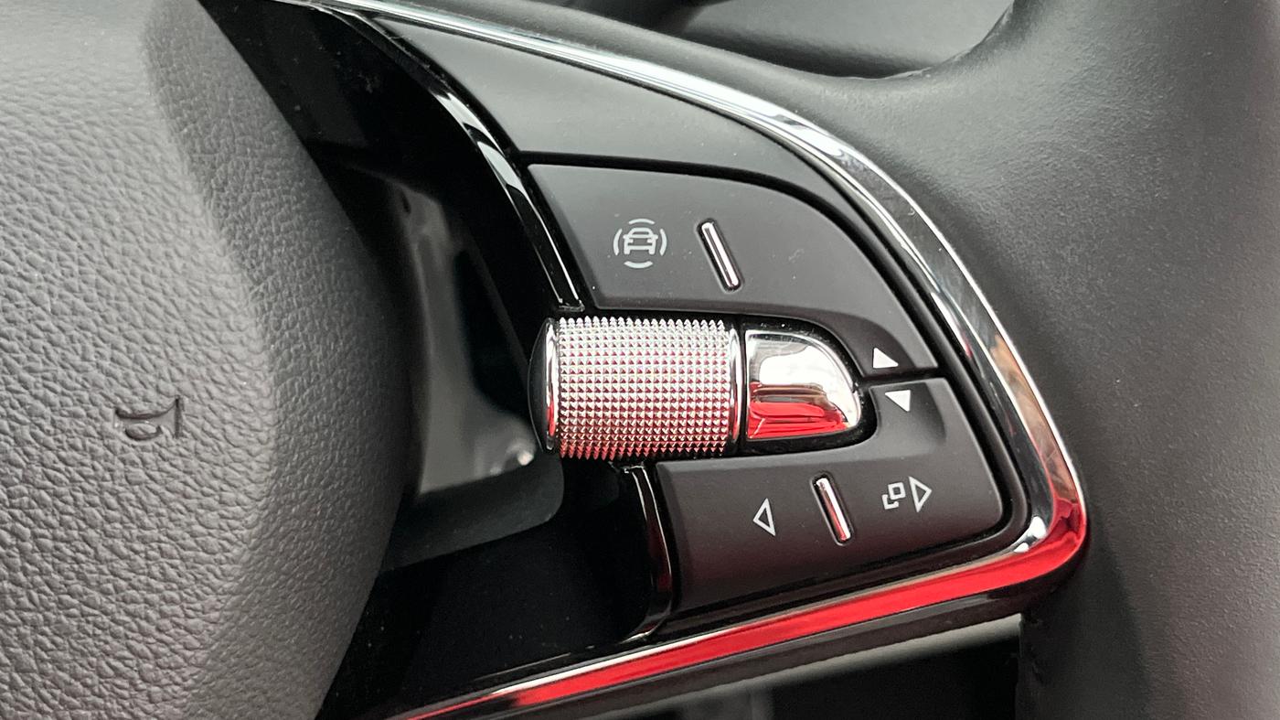 2025 Skoda Kylaq Signature Plus AT, Petrol, Automatic, 2,203 km, Adaptive Cruise Control