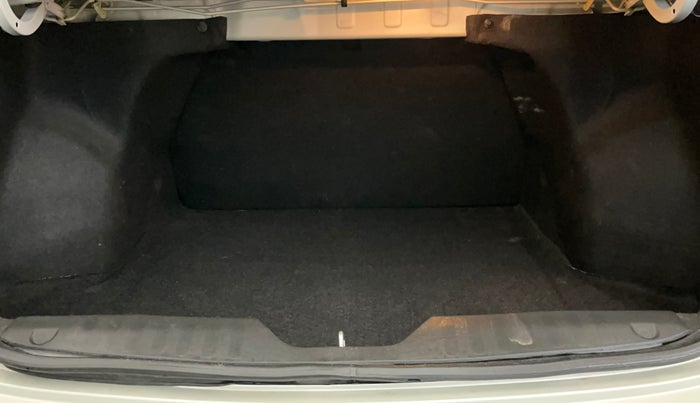 2016 Maruti Ciaz ZXI+ AT, Petrol, Automatic, 88,451 km, Boot Inside