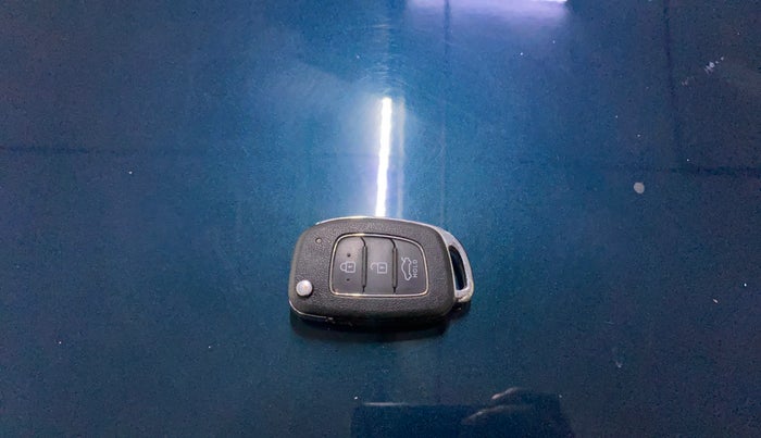 2020 Hyundai GRAND I10 NIOS SPORTZ 1.2 KAPPA VTVT, Petrol, Manual, 35,033 km, Key Close Up