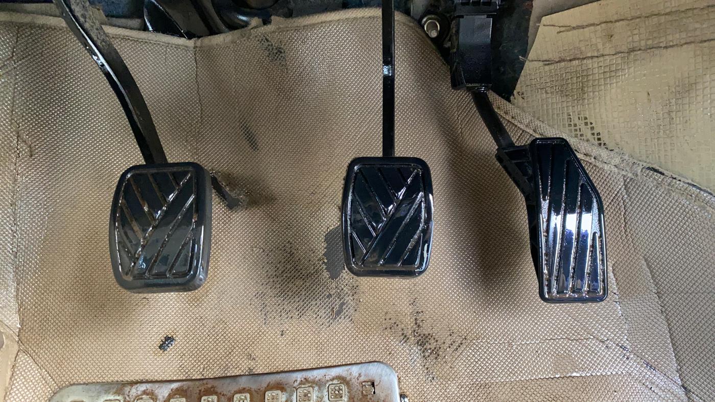 2019 Maruti Dzire VXI, Petrol, Manual, 85,316 km, Pedals