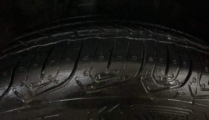 2014 Honda City 1.5L I-VTEC S MT, Petrol, Manual, 70,800 km, Right Front Tyre Tread