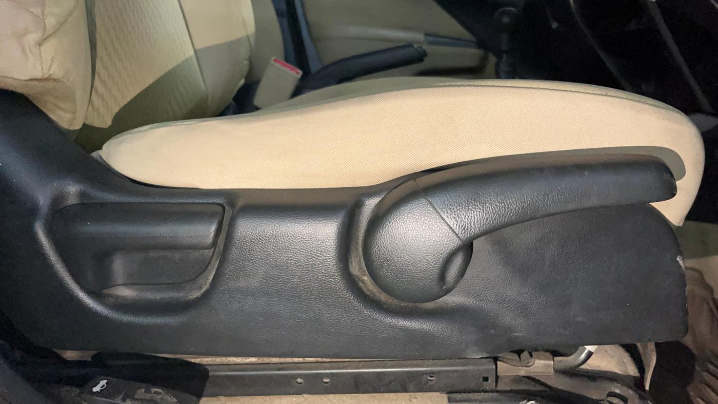 2014 Honda City 1.5L I-VTEC S MT, Petrol, Manual, 70,666 km, Driver Side Adjustment Panel