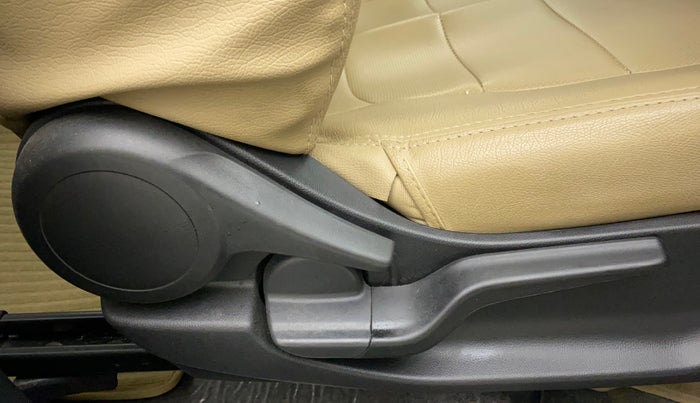 2020 Honda Amaze 1.2L I-VTEC VX CVT, Petrol, Automatic, 14,553 km, Driver Side Adjustment Panel