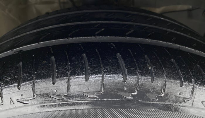 2020 Honda City VX CVT PETROL, Petrol, Automatic, 30,228 km, Right Front Tyre Tread