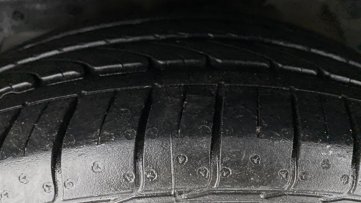 2019 Ford FREESTYLE TITANIUM 1.5 TDCI, Diesel, Manual, 20,046 km, Left Front Tyre Tread