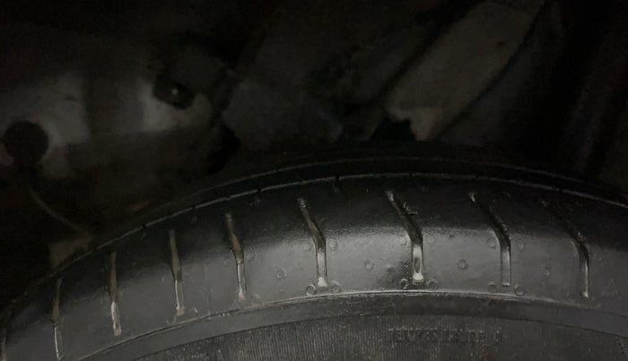 2021 Hyundai VENUE S 1.2, Petrol, Manual, 17,438 km, Left Rear Tyre Tread