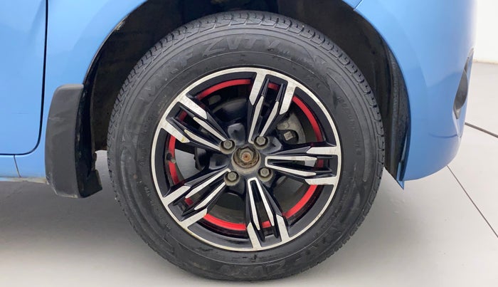 2021 Maruti New Wagon-R ZXI 1.2 AMT, Petrol, Automatic, 9,989 km, Right Front Wheel