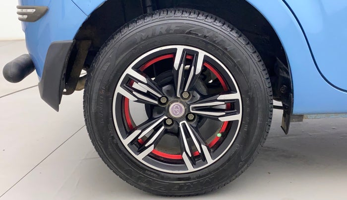 2021 Maruti New Wagon-R ZXI 1.2 AMT, Petrol, Automatic, 9,989 km, Right Rear Wheel