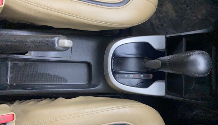 2018 Honda Jazz 1.2L I-VTEC V CVT, Petrol, Automatic, 99,313 km, Gear Lever