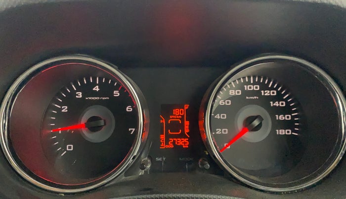 2016 Mahindra TUV300 T8, Diesel, Manual, 27,323 km, Odometer Image
