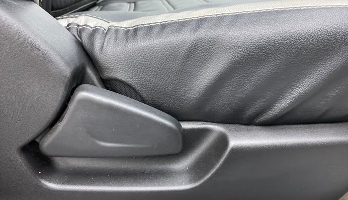 2018 Datsun Redi Go S 1.0 AMT, Petrol, Automatic, 7,847 km, Driver Side Adjustment Panel