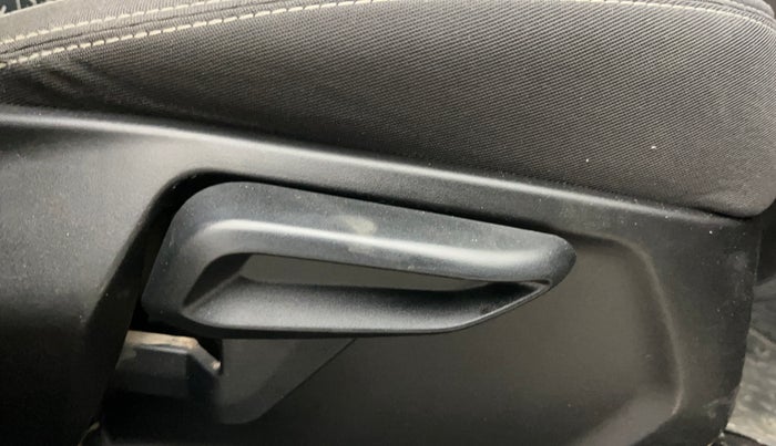 2020 Tata Tiago XZ PLUS PETROL, Petrol, Manual, 74,312 km, Driver Side Adjustment Panel