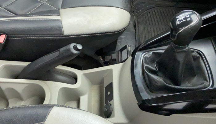 2014 Ford Ecosport 1.5 TREND TDCI, Diesel, Manual, 57,108 km, Gear Lever