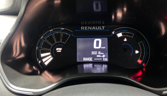 2022 Renault TRIBER RXZ, Petrol, Manual, 30,003 km, Odometer Image