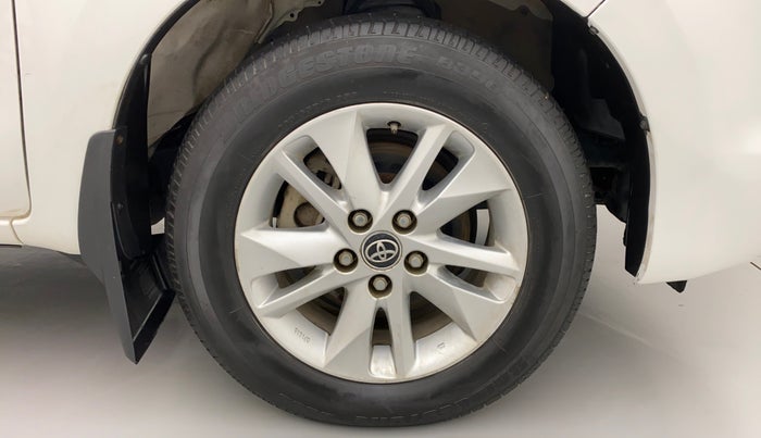 2018 Toyota Innova Crysta 2.4 GX 7 STR, Diesel, Manual, 26,221 km, Right Front Wheel