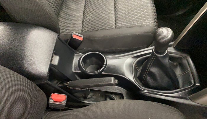 2018 Toyota Innova Crysta 2.4 GX 7 STR, Diesel, Manual, 26,221 km, Gear Lever