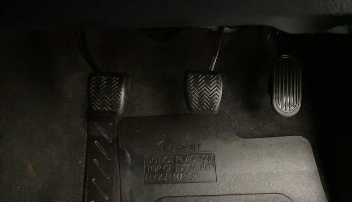 2018 Toyota Innova Crysta 2.4 GX 7 STR, Diesel, Manual, 26,221 km, Pedals