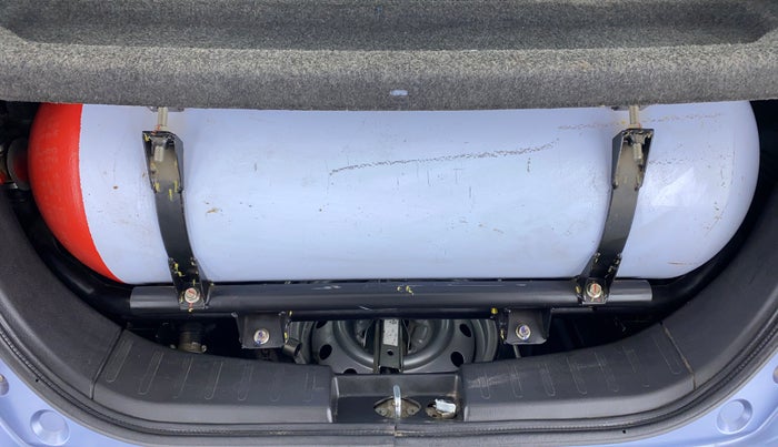 2017 Maruti Wagon R 1.0 LXI CNG, CNG, Manual, 65,912 km, Boot Inside