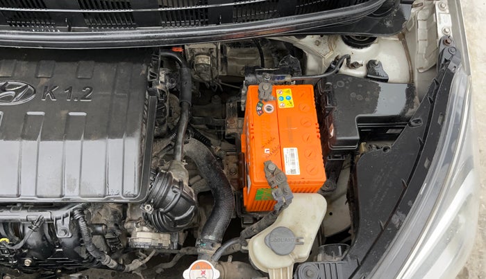 2014 Hyundai Xcent SX 1.2 (O), Petrol, Manual, 1,02,924 km, Engine View - Left