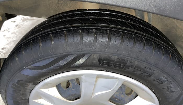 2022 Renault Kwid RXT 1.0 AMT, Petrol, Automatic, 25,832 km, Right Rear Tyre Tread